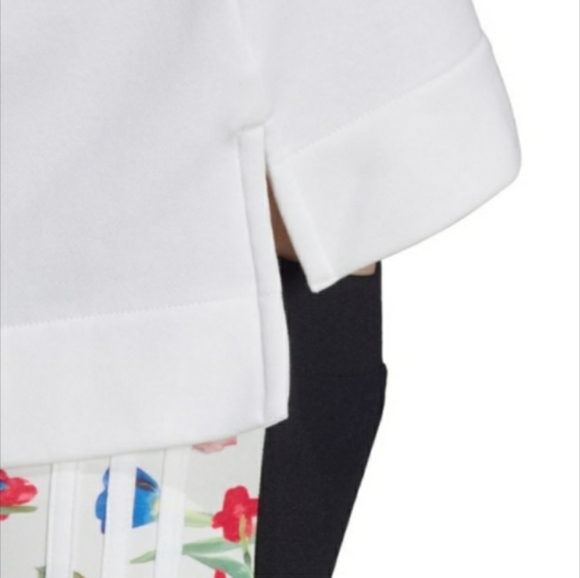 **HP** ADIDAS Trefoil Cropped Sweatshirt - Picture 5 of 7